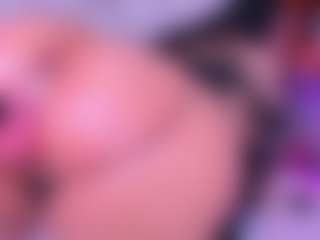 Live cam show with Bigassmonic - Small Tits Mature on Camiplay Live