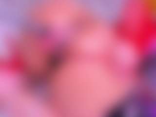 Live cam show with Bigassmonic - Small Tits Mature on Soda Cam