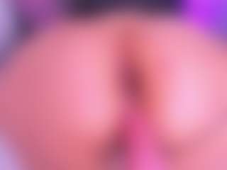 Live cam show with Bigassmonic - Bedroom Mature on live18s.com