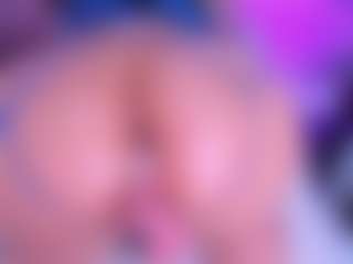 Live cam show with Bigassmonic - Latina MILF on Camsoda | colombia