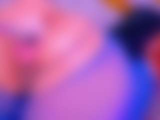 Live cam show with Bigassmonic - Smoking on Camsoda