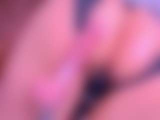 Live cam show with Bigassmonic - Smoking on AdultVida.com