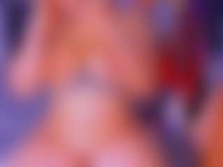 Live cam show with Lorena - Athletic Public on fuklive.com