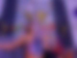 Live cam show with Lorena - Public Mature on MyBangCams
