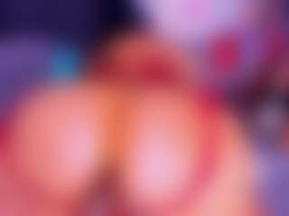 Lorena's Live Sex Cam Show