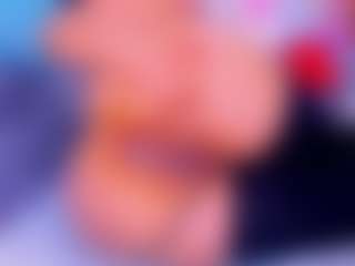 Lorena MILF webcam performer live streaming
