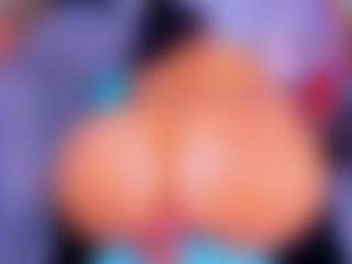 Live cam show with Lorena - Public Mature on SpankPalCams