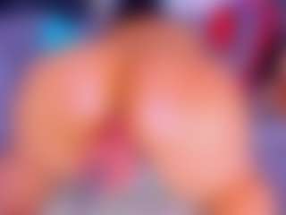 Live cam show with Lorena - Tease Mature on Camsoda