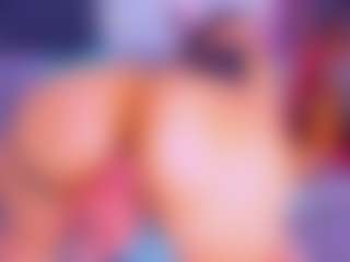 Lorena MILF webcam performer live streaming