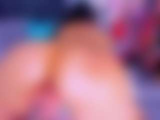 Live cam show with Lorena - Smoking on Camsoda Late Night