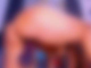 Lorena MILF webcam performer live streaming