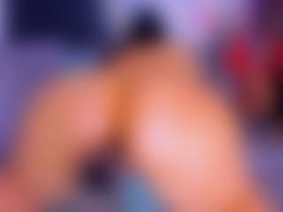 Live cam show with Lorena - Body Massage on Ass Tok