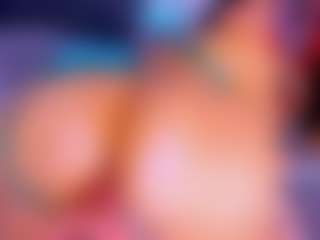Live cam show with Lorena - Body Massage on googirlz