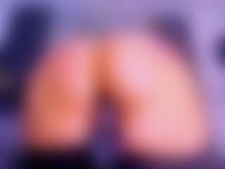 Live cam show with Lorena - BBW Mature on CamSodaAdn