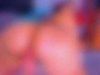 Live cam show with Lorena - Body Massage on CamClone