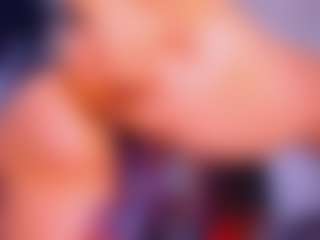 Lorena MILF webcam performer live streaming