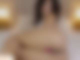 Live cam show with Emma williams - Shaved Pussy Teen (18+) on TottyGirls