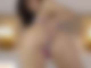 Live cam show with Emma williams - Sporty on Camsoda