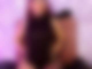 Live cam show with viol3ta_ - Robe on Camsoda