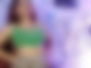 Live cam show with viol3ta_ - Average on Camsoda
