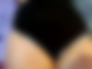 Live cam show with viol3ta_ - Lesbian on Lustler
