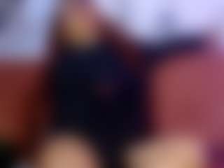 Live cam show with viol3ta_ - Average on Camsoda
