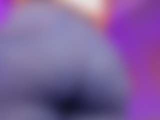 Live cam show with majo-rose - Petite on https://playwithruby.com