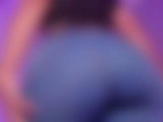 Live cam show with majo-rose - Curvy Teen (18+) on SpunkLive