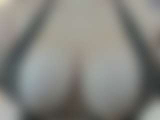 Live cam show with nayla-thompson - Cum In Pussy on sexylive.show