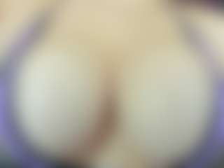 nayla-thompson's Live Sex Cam Show