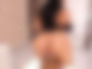 Live cam show with LenaThompson - Big Tits on CamSodaAdn