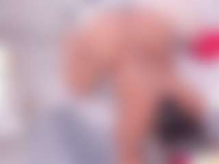 Live cam show with LenaThompson - Queen on Camming Site