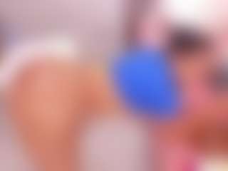 Live cam show with LenaThompson - Bedroom Toys on livesexfox.com