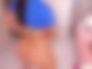 Live cam show with LenaThompson - Bedroom Big Tits on studioflirtlive.com
