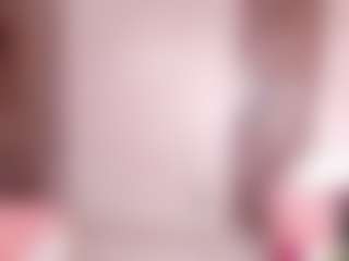 Live cam show with LenaThompson - Bedroom Big Tits on SmokeAndPoke