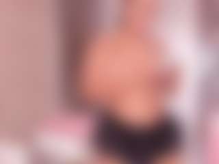 Live cam show with LenaThompson - Bedroom Big Tits on madthumbs