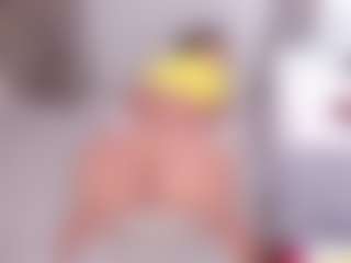 Live cam show with LenaThompson - HD on livesuperchat.net