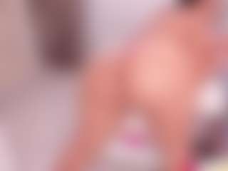 Live cam show with LenaThompson - Brown Eyes Big Tits on liverealitysex.com