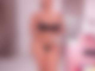 Live cam show with LenaThompson - Curly on Dare Cams