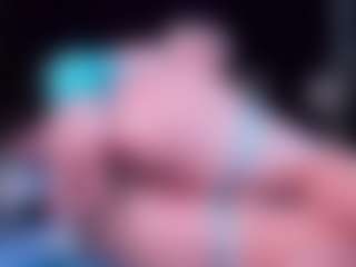 PoppyMichaelson's Live Sex Cam Show