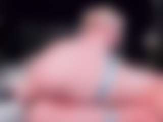 PoppyMichaelson's Live Sex Cam Show