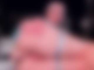 PoppyMichaelson's Live Sex Cam Show