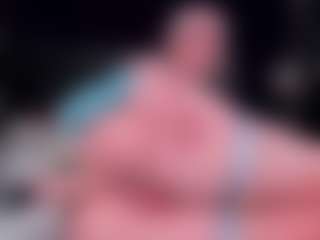 Live cam show with PoppyMichaelson - HD on Cam Slut