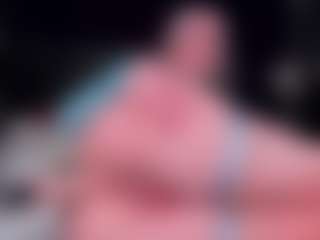 PoppyMichaelson's Live Sex Cam Show