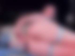 PoppyMichaelson's Live Sex Cam Show