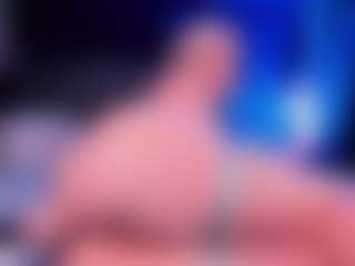 Live cam show with PoppyMichaelson - Blonde Hair HD on Gym Cam Girls