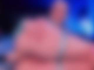 Live cam show with PoppyMichaelson - Flashing on CSO-WL