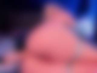 PoppyMichaelson's Live Sex Cam Show
