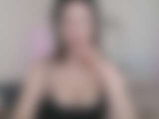 Live cam show with SallyLust - Average on Camiplay Live