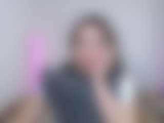 SallyLust MILF webcam performer live streaming